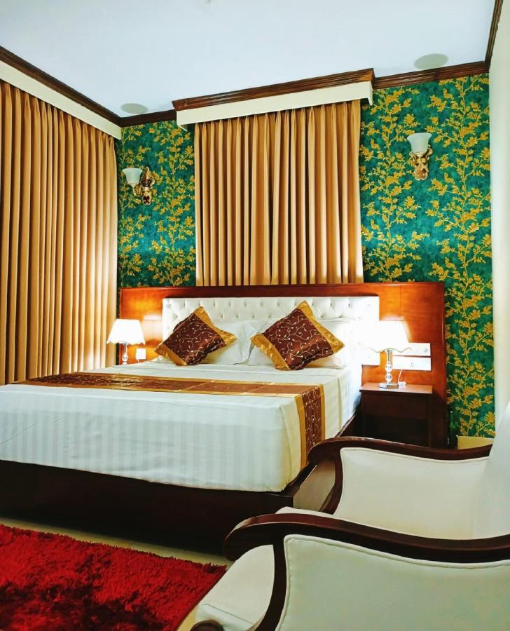 Hotel Crystal Rose - Sylhet Eksteriør billede