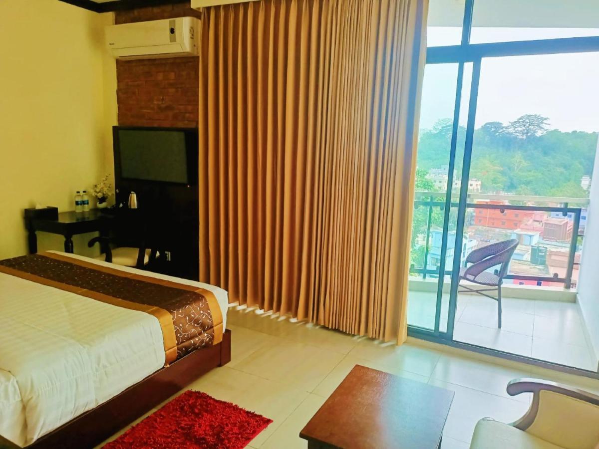 Hotel Crystal Rose - Sylhet Eksteriør billede