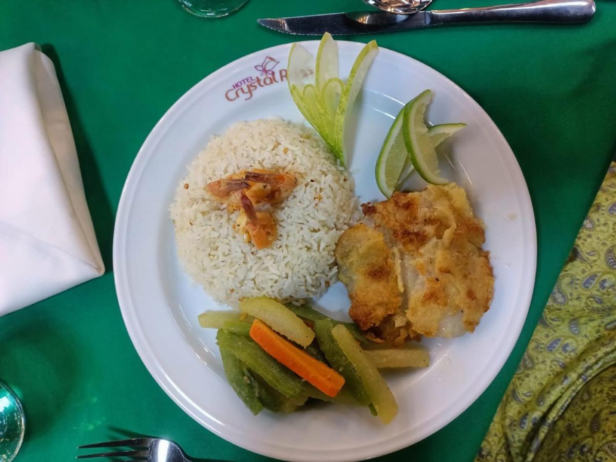 Hotel Crystal Rose - Sylhet Eksteriør billede