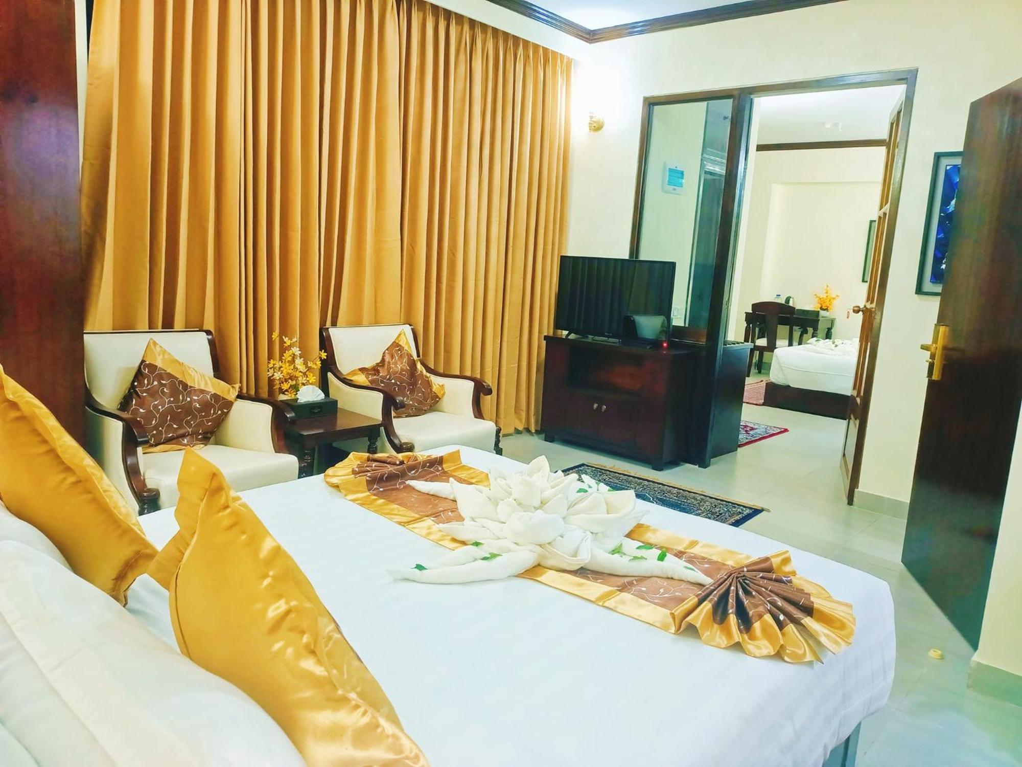 Hotel Crystal Rose - Sylhet Eksteriør billede